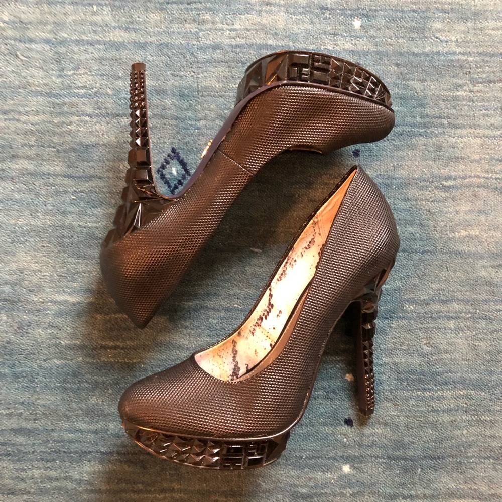 Rachel by Rachel Roy black platform heels - 9M